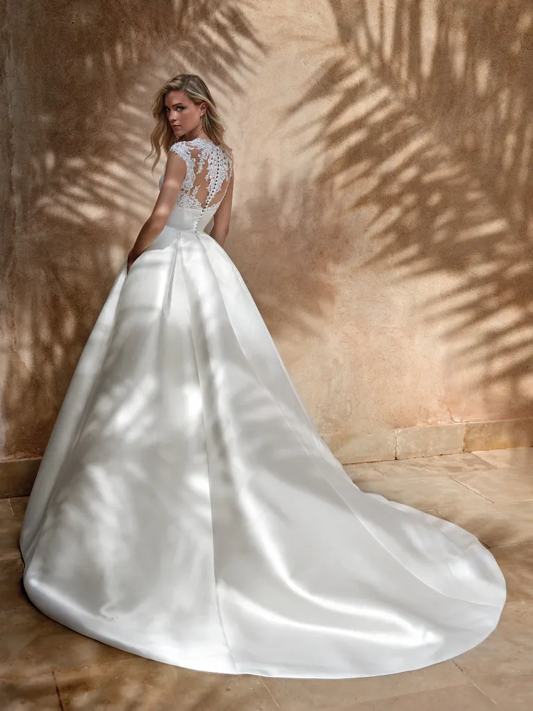 Pronovias Rodna